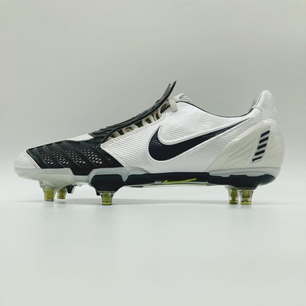 NIKE TOTAL90 Laser II - SG (REFURBED)